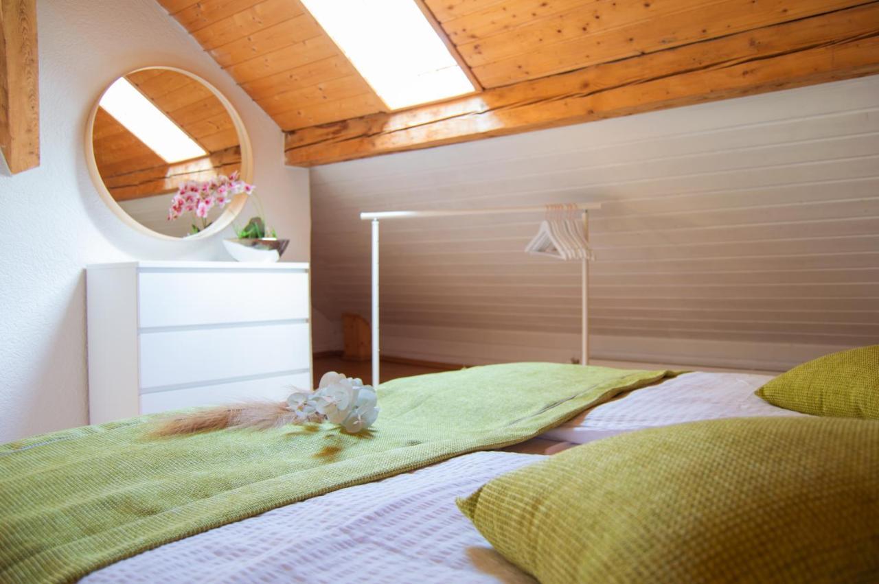 Wellness Mitten In Der Wasserfallstadt Triberg Triberg im Schwarzwald Esterno foto