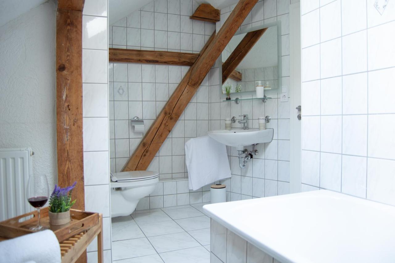 Wellness Mitten In Der Wasserfallstadt Triberg Triberg im Schwarzwald Esterno foto