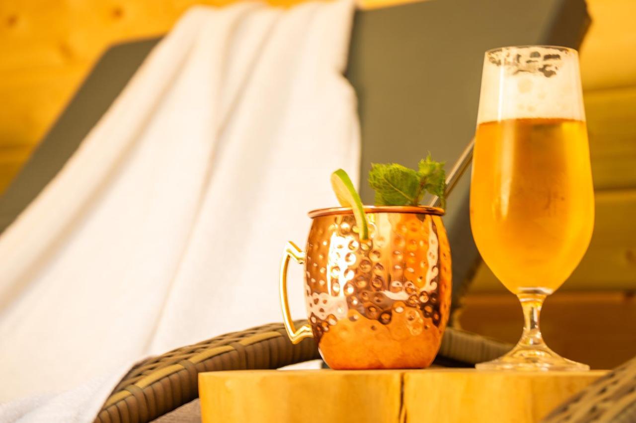 Wellness Mitten In Der Wasserfallstadt Triberg Triberg im Schwarzwald Esterno foto